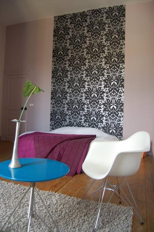 La Vieille Ecole Bed & Breakfast Bourgougnague Ruang foto